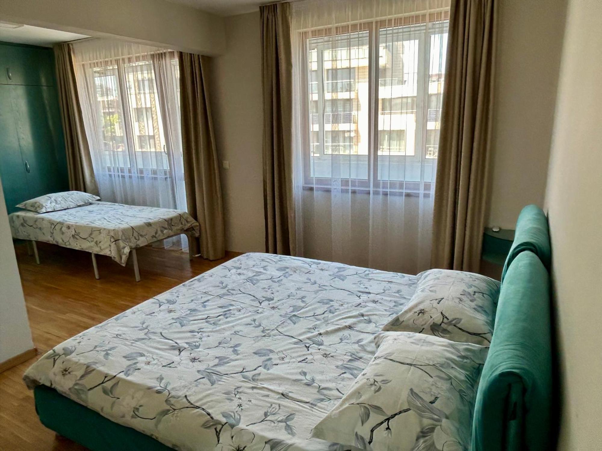 Fenix 2 Bedroom Apartment Varna Center Luaran gambar